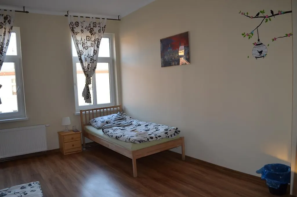 Hostel Puzzle - Jezyce 포즈난 폴란드